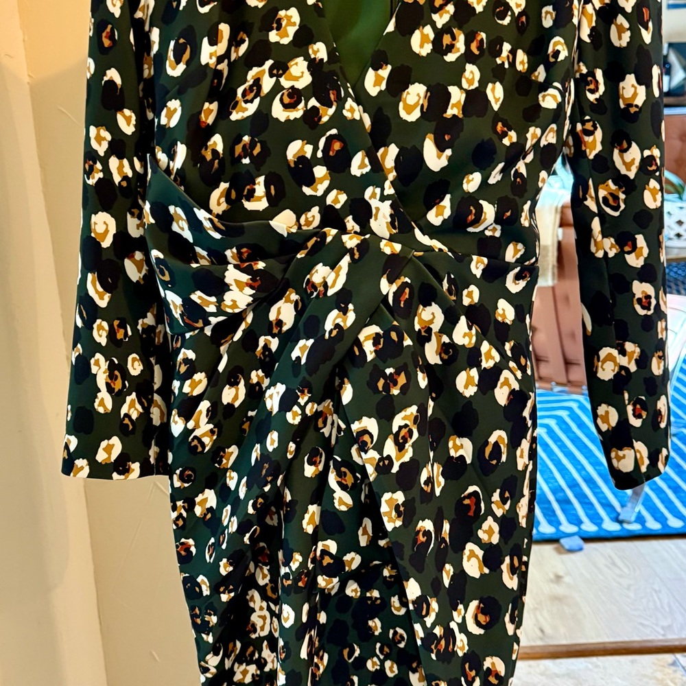 Elegant Green Floral Wrap Dress